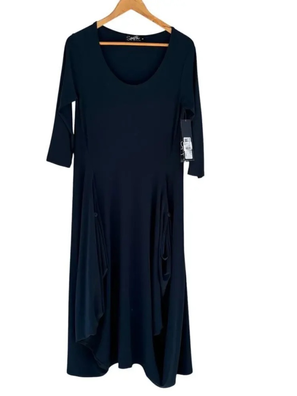 Simple Black Scoop Neck Midi Dress with Side Pockets